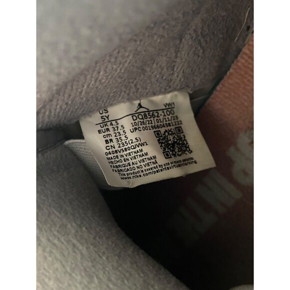 Nike Air Jordan 2 Retro GS AJ2 High Tops Cement Grey/White Size 5 Boys Casual - Picture 13 of 16